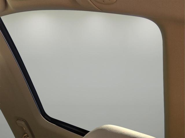 used 2011 Lincoln MKT car, priced at $10,977