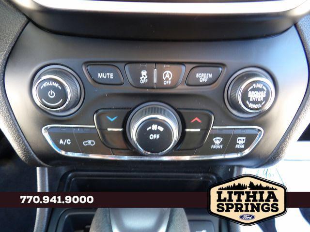 used 2021 Jeep Cherokee car, priced at $17,400