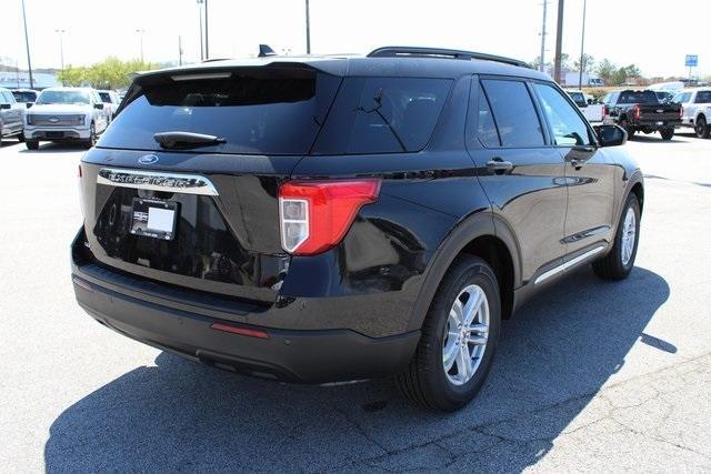 new 2024 Ford Explorer car, priced at $38,672