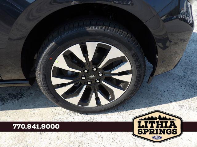 new 2025 Ford Expedition car, priced at $72,250