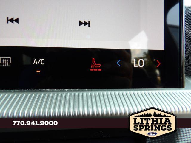 new 2025 Ford Explorer car, priced at $40,096