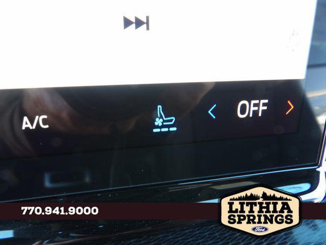 new 2025 Ford Expedition car, priced at $77,897