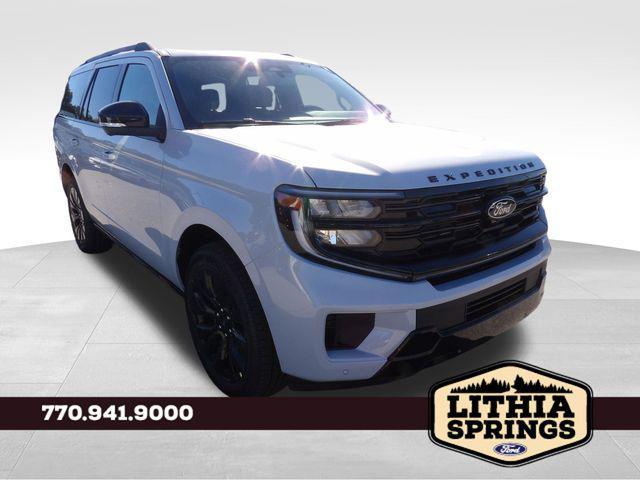 new 2025 Ford Expedition car, priced at $77,897