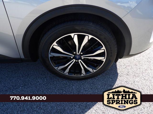 used 2022 Ford Escape car, priced at $16,700