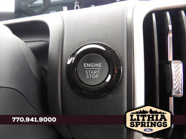 new 2025 Ford Expedition car, priced at $67,796