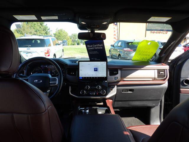 used 2024 Ford Expedition car, priced at $38,900