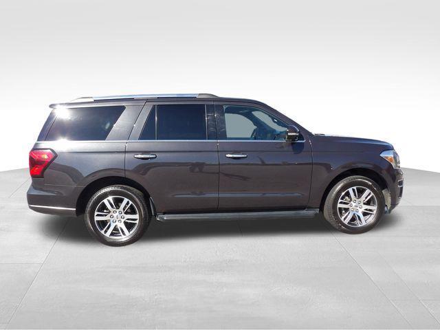 used 2024 Ford Expedition car, priced at $38,900