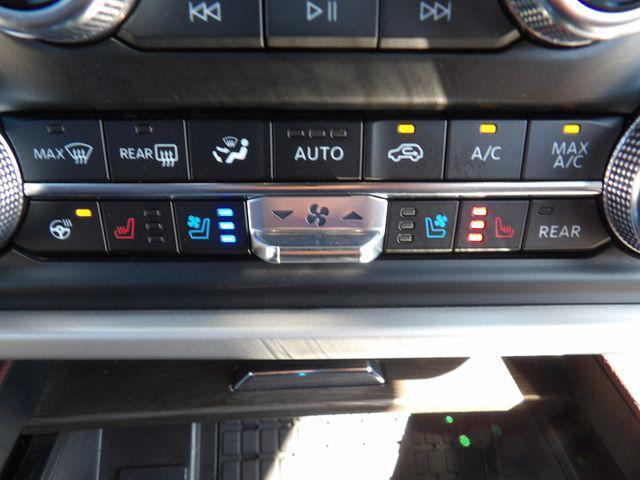 used 2024 Ford Expedition car, priced at $38,900