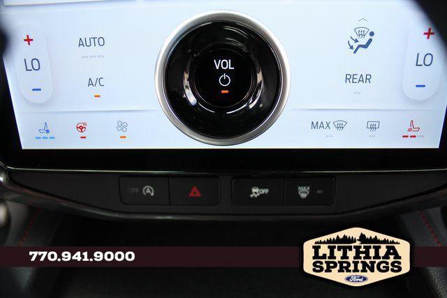 new 2024 Ford Expedition Max car, priced at $70,999
