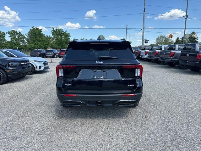 new 2025 Ford Explorer car