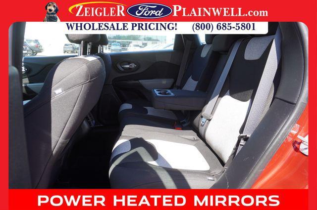 used 2014 Jeep Cherokee car, priced at $11,222