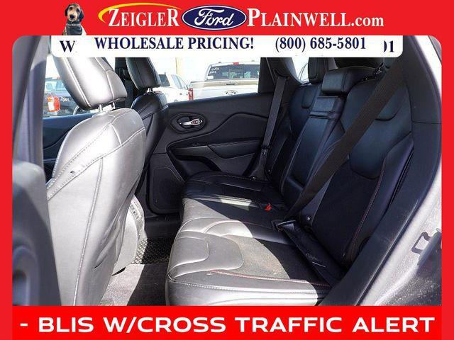 used 2019 Jeep Cherokee car, priced at $19,551