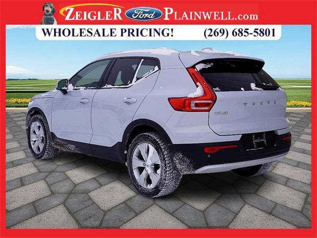 used 2021 Volvo XC40 car, priced at $16,994