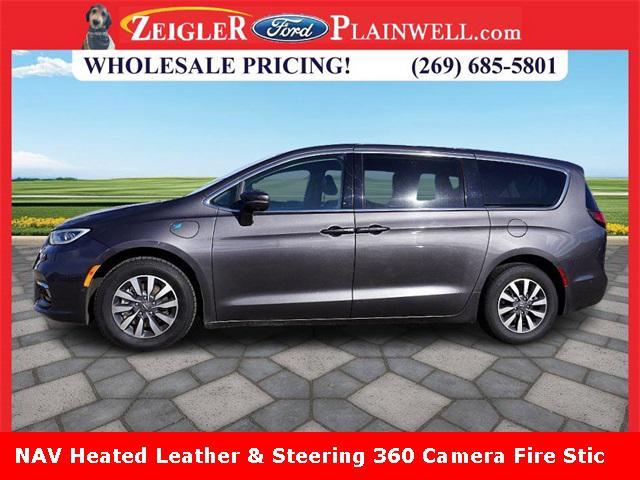 used 2022 Chrysler Pacifica Hybrid car, priced at $20,661