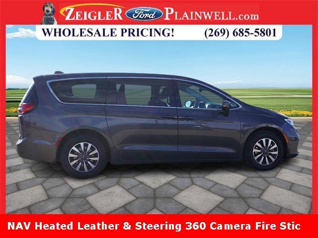 used 2022 Chrysler Pacifica Hybrid car, priced at $20,661