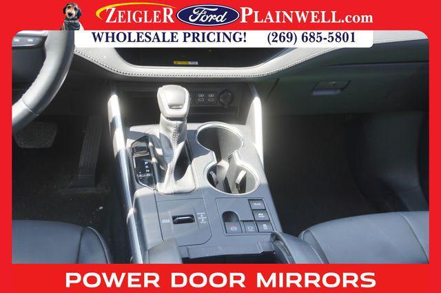 used 2023 Toyota Highlander Hybrid car, priced at $42,441