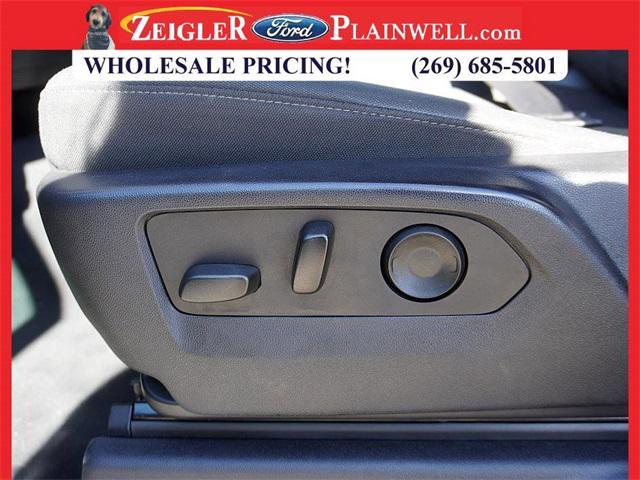 used 2022 Chevrolet Silverado 1500 car, priced at $32,571