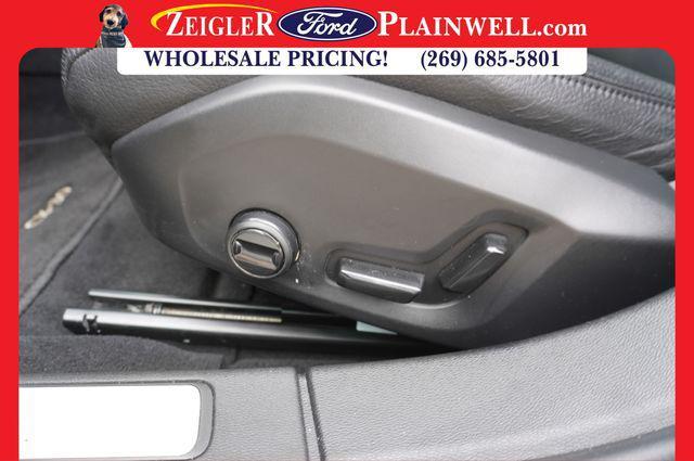 used 2023 Volvo S60 Recharge Plug-In Hybrid car, priced at $25,555