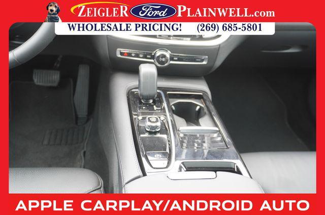 used 2023 Volvo S60 Recharge Plug-In Hybrid car, priced at $25,555