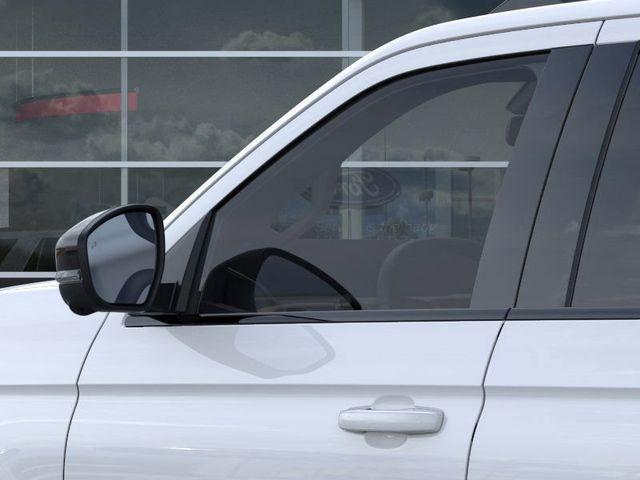 new 2025 Ford Expedition car, priced at $80,675