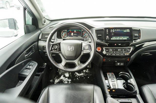 used 2022 Honda Pilot car, priced at $35,992