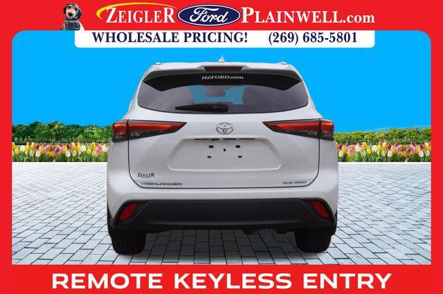 used 2023 Toyota Highlander car, priced at $36,500