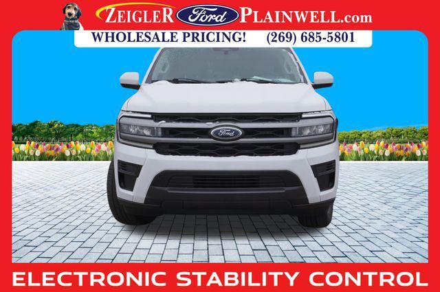 used 2024 Ford Expedition car, priced at $43,555