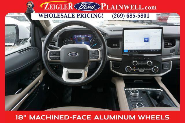 used 2024 Ford Expedition car, priced at $43,555