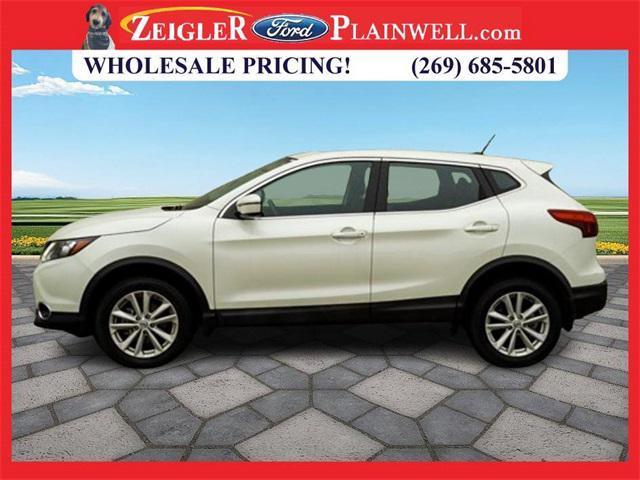 used 2018 Nissan Rogue Sport car, priced at $18,994