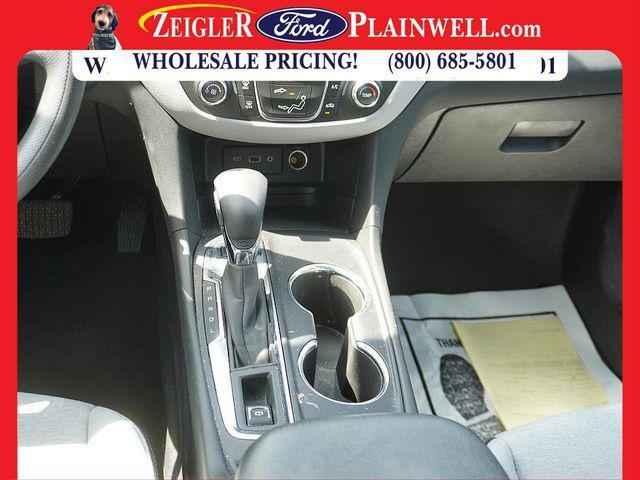 used 2023 Chevrolet Equinox car, priced at $21,991
