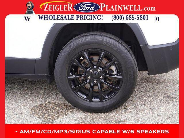 used 2023 Jeep Cherokee car, priced at $21,551