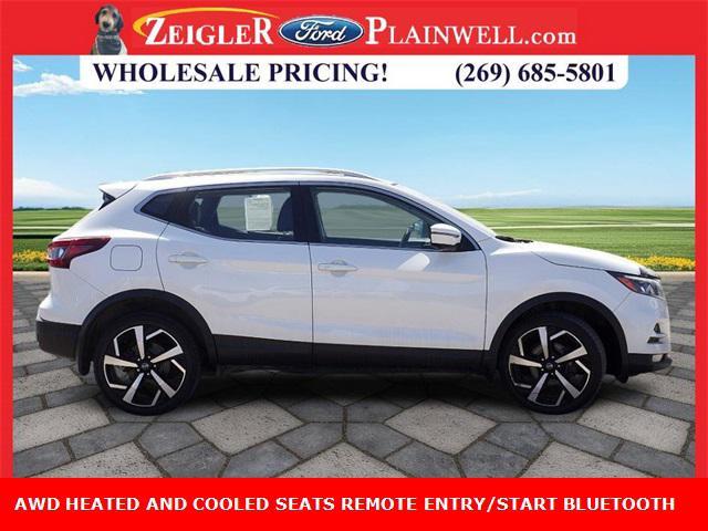 used 2020 Nissan Rogue Sport car, priced at $19,971