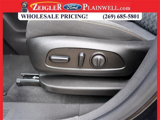 used 2023 Chevrolet Equinox car, priced at $24,571