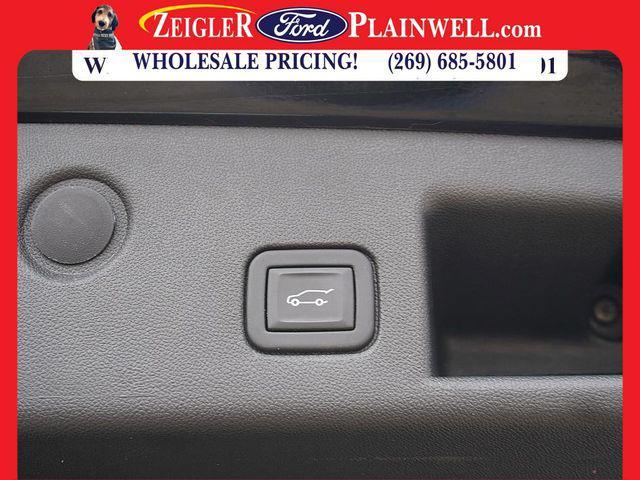 used 2023 Chevrolet Equinox car, priced at $23,551