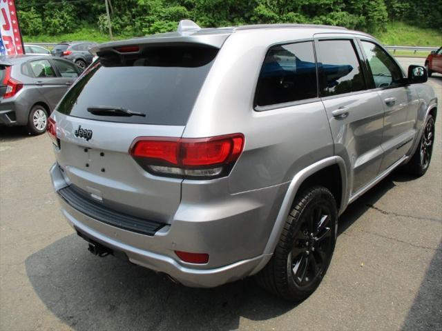 used 2017 Jeep Grand Cherokee car, priced at $16,495