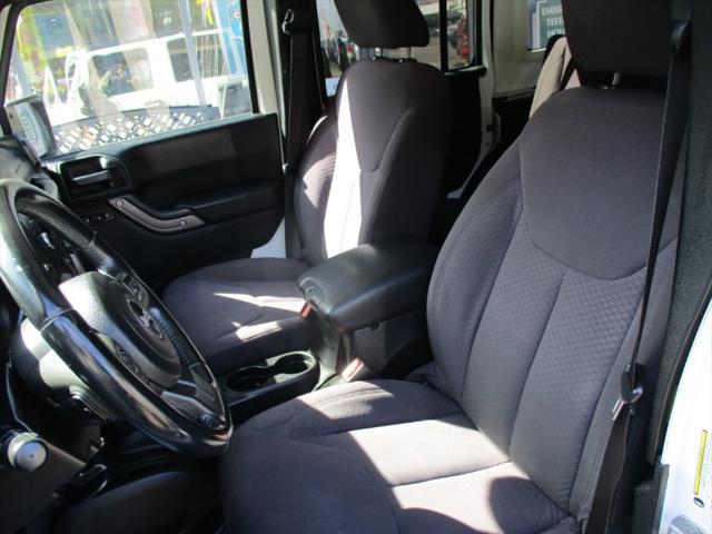 used 2013 Jeep Wrangler Unlimited car, priced at $11,495