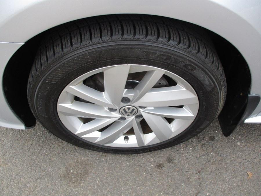 used 2018 Volkswagen Passat car, priced at $12,779