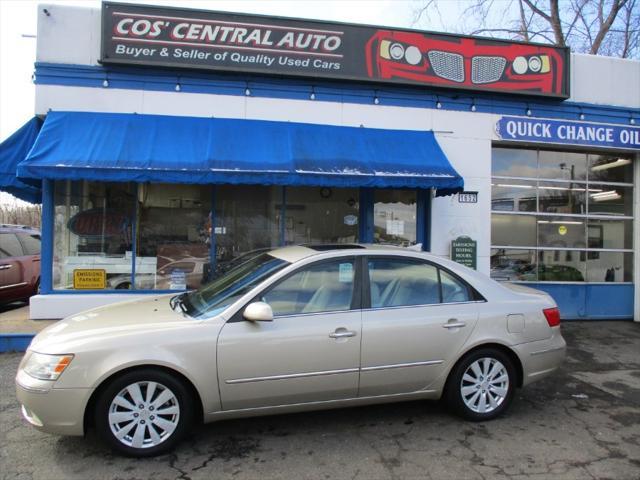 used 2009 Hyundai Sonata car, priced at $5,995