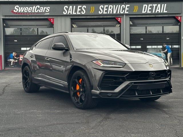 used 2022 Lamborghini Urus car, priced at $223,995