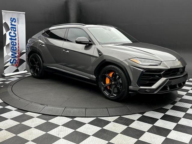 used 2022 Lamborghini Urus car, priced at $223,995