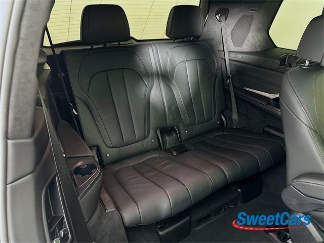 used 2022 BMW X7 car, priced at $61,000