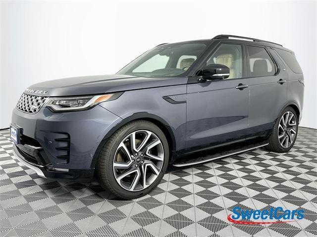 used 2024 Land Rover Discovery car, priced at $69,995