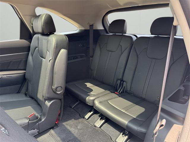 used 2022 Kia Sorento car, priced at $30,823