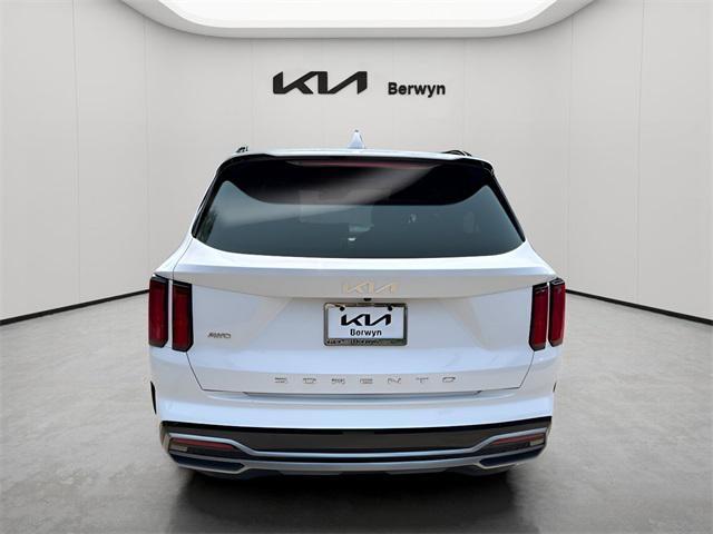 used 2022 Kia Sorento car, priced at $30,823