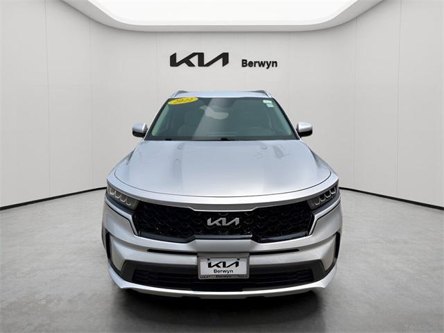 used 2022 Kia Sorento Hybrid car