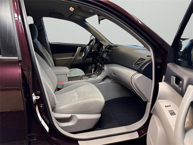 used 2013 Toyota Highlander car, priced at $12,423