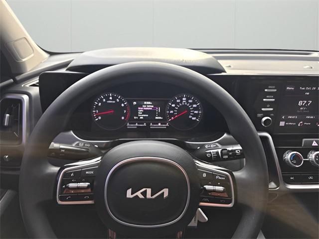 used 2022 Kia Sorento car, priced at $22,422