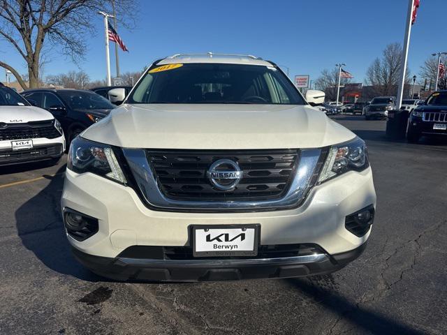 used 2017 Nissan Pathfinder car, priced at $13,900