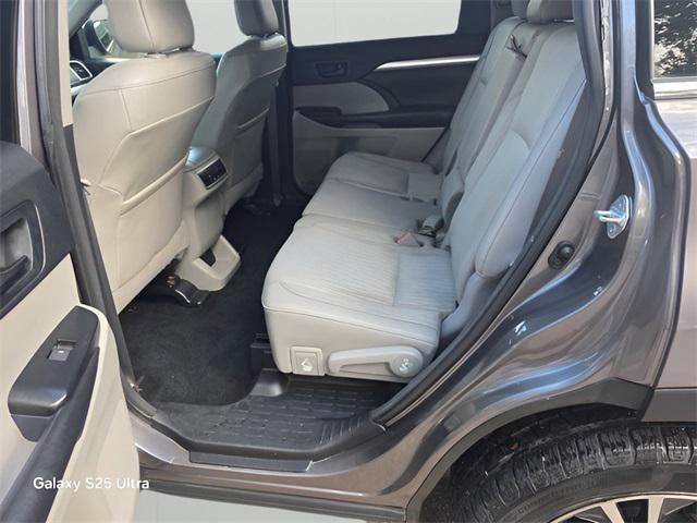 used 2017 Toyota Highlander car, priced at $19,881