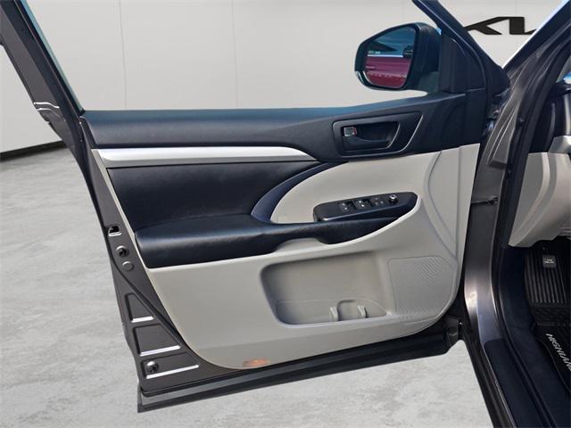 used 2017 Toyota Highlander car, priced at $19,881